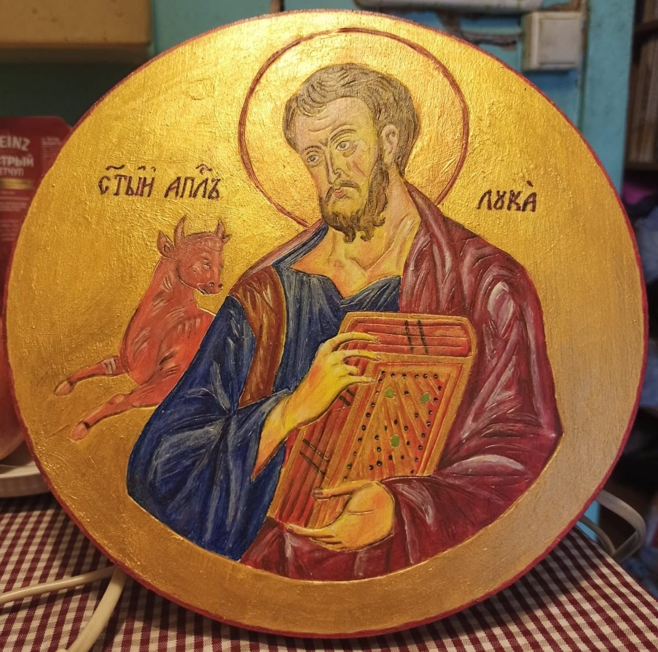 Икона апостола Луки руками отца Игоря